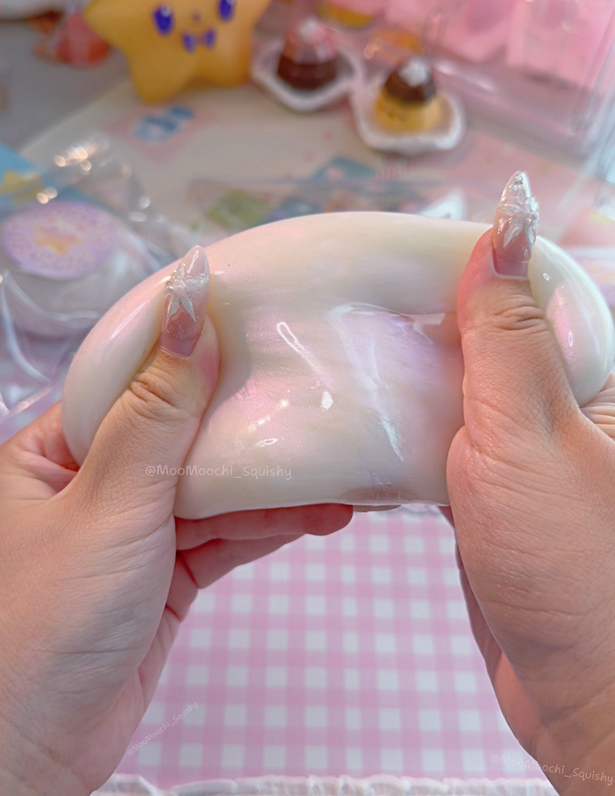 Liquid Pearl Squishy🎀 image 0